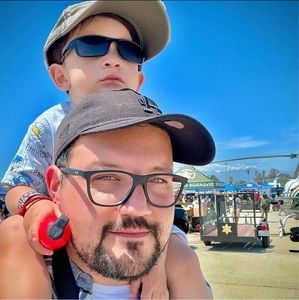 Meet your Posher, Javier